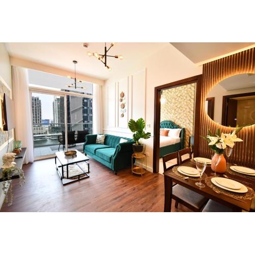 Vera Residence-Canal Viewing Dubai Mall walking 2BR Chic APT