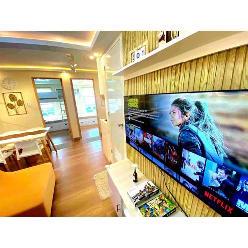 Veronica Grey's Staycation 2BR