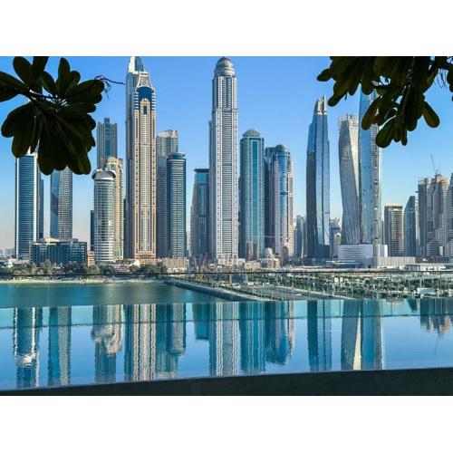 Vibrant 1BR Apartment with Marina & Ocean View