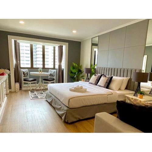 Vibrant City Retreat 6 Mins Walk BTS Nana, 1BR