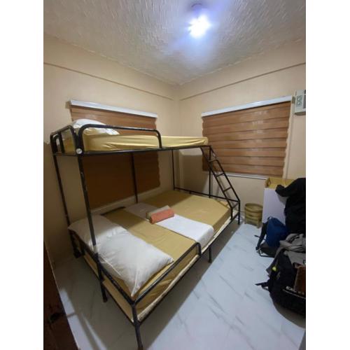 Victoria's Tourist Inn