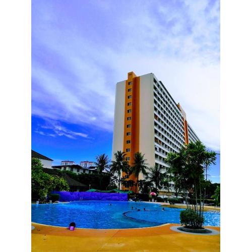 View Talay 1B by Fernando