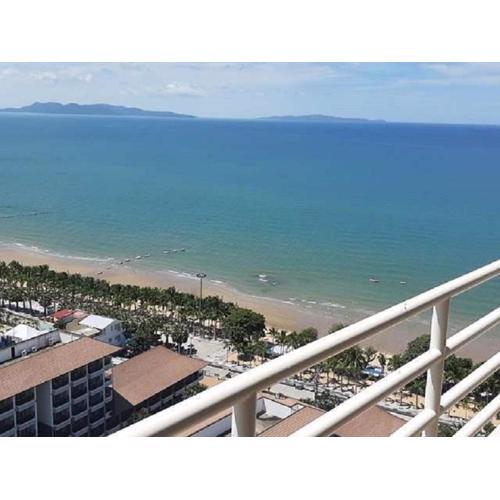 View Talay 5C Top Floor Apartment Jomtien Beach