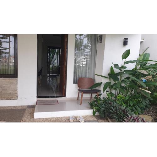 Vila Adinda Syariah C-4 Bukit Gardenia Resort