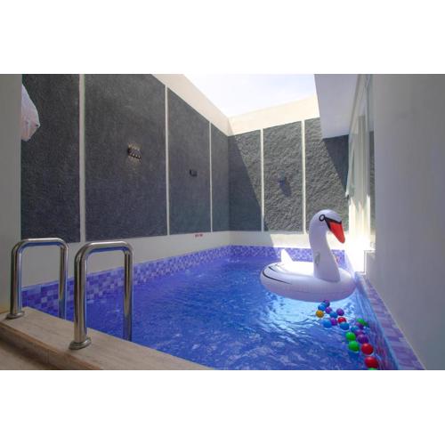 Villa 17 Celcius Private Pool and Rooftop