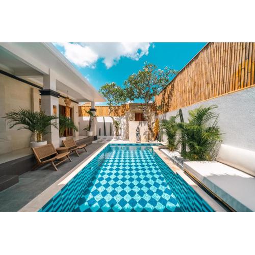 Villa 3BR Canggu Tropical Vibes !