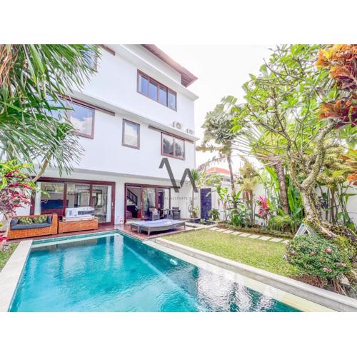 Villa Alamanda Canggu Bali