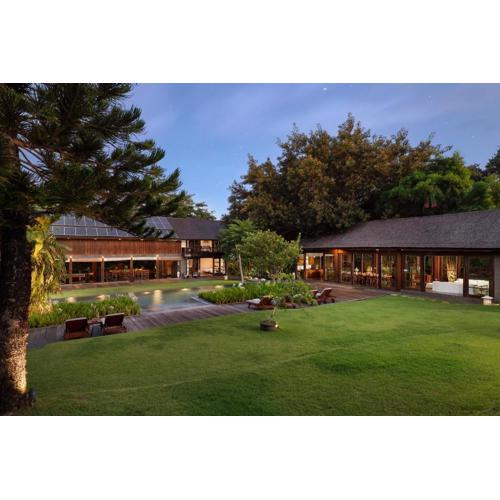 Villa Amita by Nakula