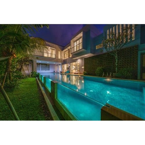 Villa Ammanya - Modern 3-bedroom luxury villa in amazing location!