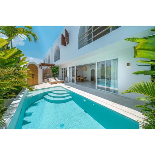 Villa Anassa - 2BR Chic Mediterranean Canggu Escape