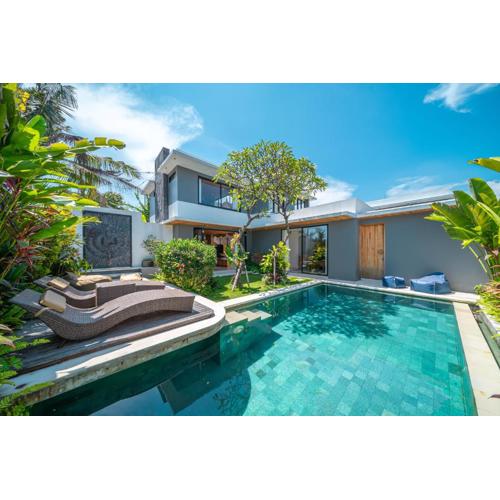 Villa Arunika - Stylish tropical 2BR Villa close to Nyanyi beach!