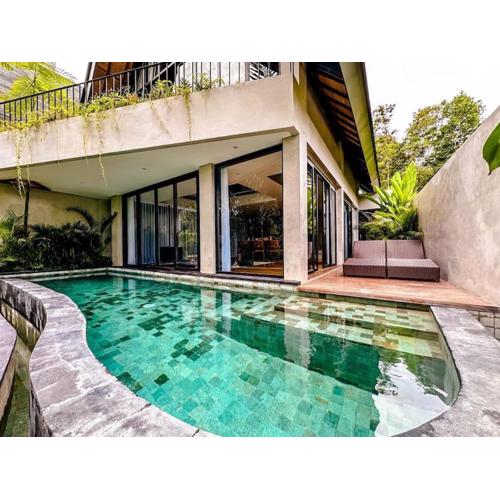 Villa Astu - Tranquil Riverside Villa near Tanah Lot