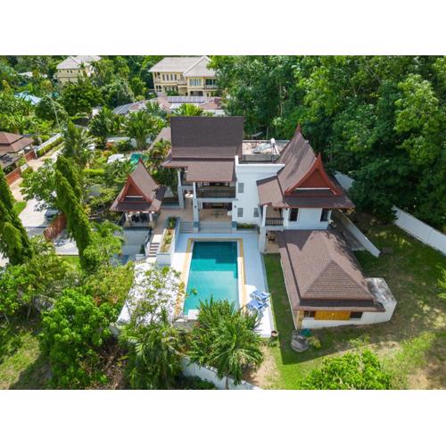 Villa Aurora 4-bedroom Pool Villa in Kamala, Phuket