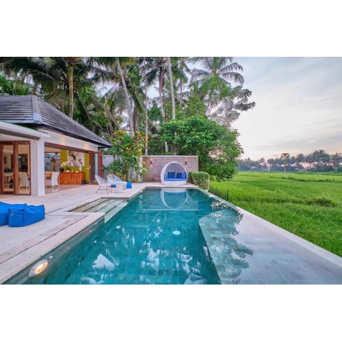 Villa Balinese Luxurious Elegance