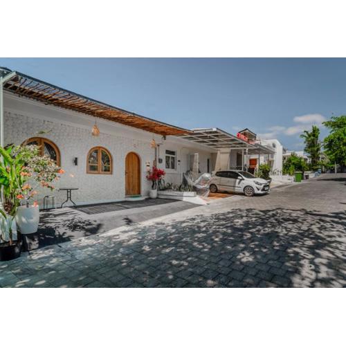 Villa Baron Brand New 2-BR in Kerobokan, Bali