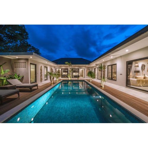 Villa Batik - Brand New & Stylish 3BR Villa in Seminyak!