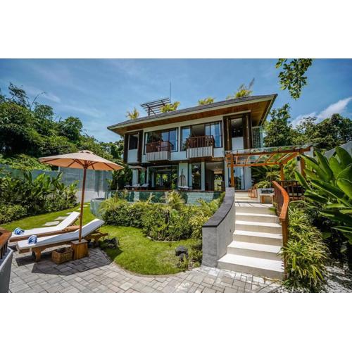 Villa Berramah - Tropical Retreat Rooftop Villa near Tanah Lot