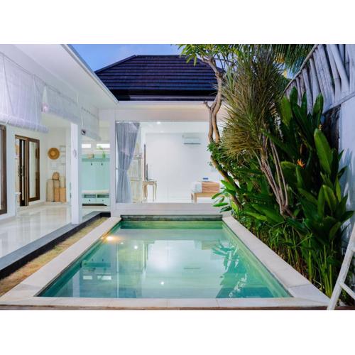 Villa between seminyak & canggu