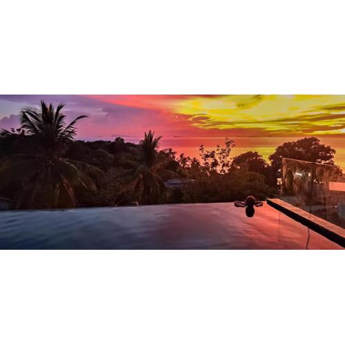 Villa Bianca, piscine privée à débordement vue mer!