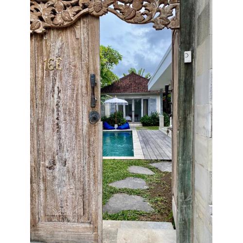 Villa Biru - 500m Batubelig beach