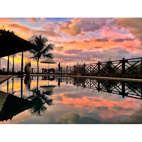 Villa Borobudur Resort