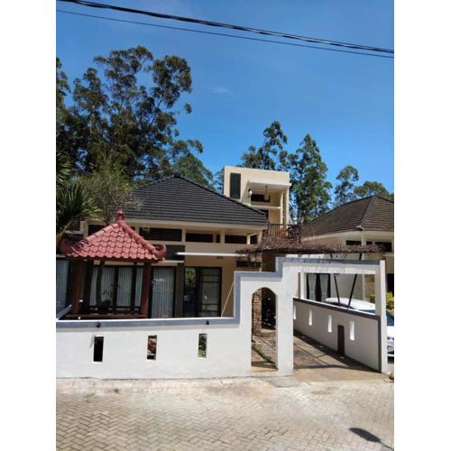 Villa Bungas Kusuma Pinus M92