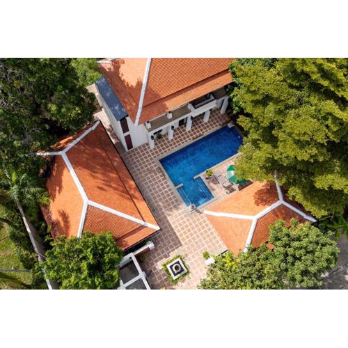 Villa Buoyant Forest