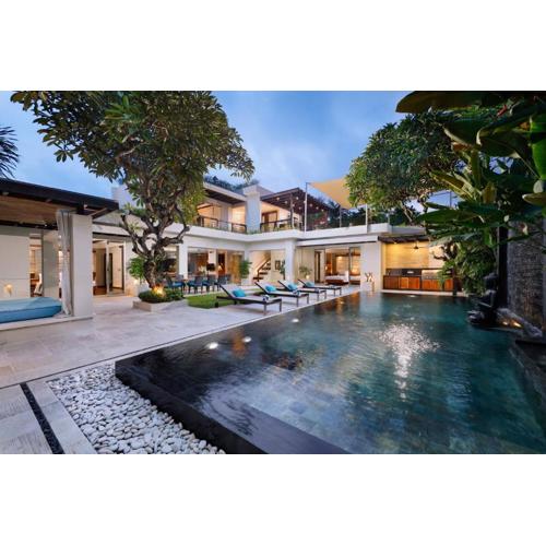 Villa Camellia by Nakula