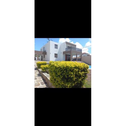 Villa Camille & Villa Shaheen