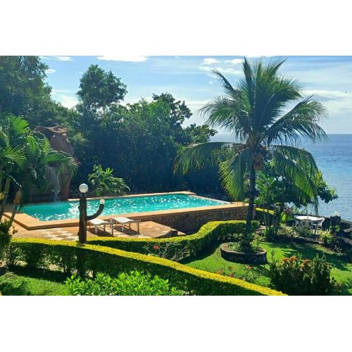 Villa Camotes Nook - Budget Beautiful
