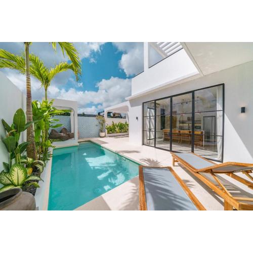 Villa Casa Brezza - Stunning 3BR Villa in Great Location