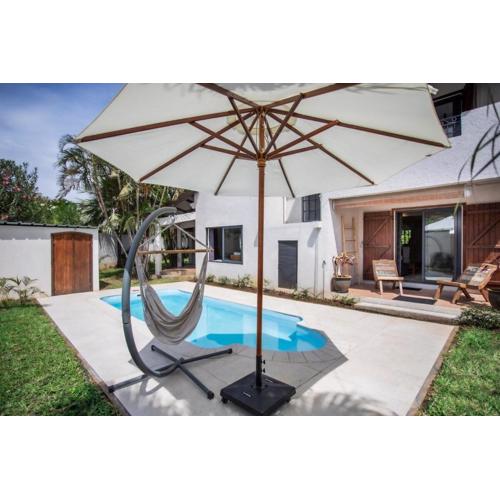 Villa Céleste - 4 Bedrooms in Central Tamarin