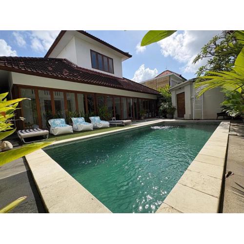 Villa central seminyak