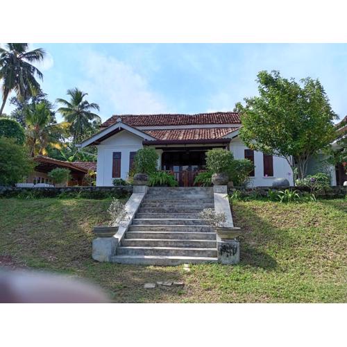 Villa Cinnamon Grove