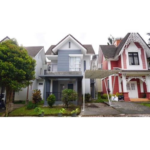 Villa Dalia Puncak EE8-25