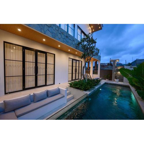 Villa Damai at The Icons