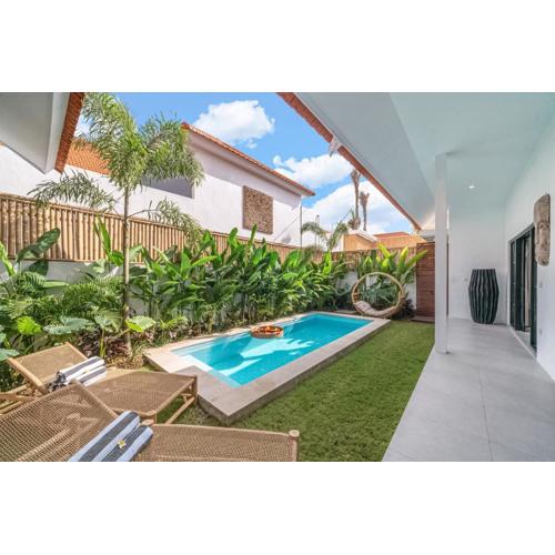 Villa DAN - Tropical & Modern 3BR Villa - Central Canggu Beach