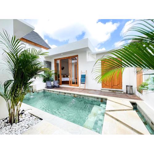 Villa De Tutti - 2BR Pool Villa Near Seminyak