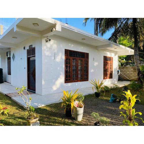 Villa Del Sol Mirissa