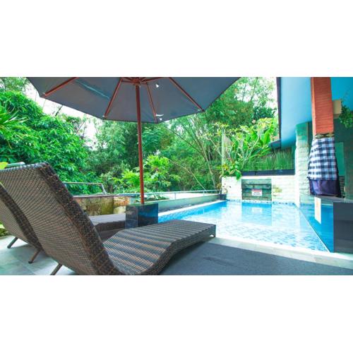 Villa Dewata with Chill Spot Private Pool and Karaoke
