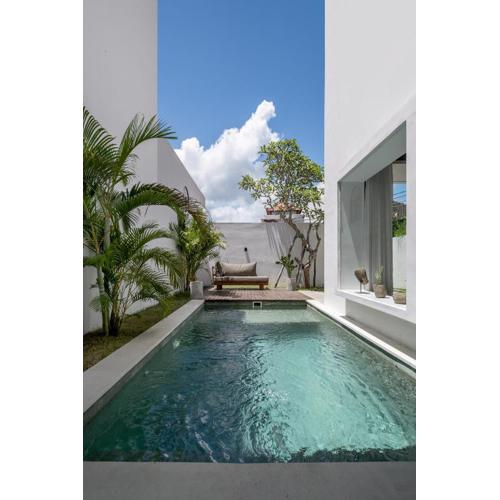 Villa Domus 3 by BaliSuperHost