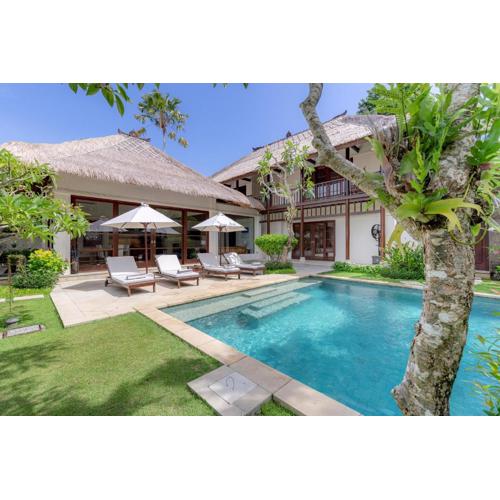 Villa Dorado - Steps from Jimbaran Beach