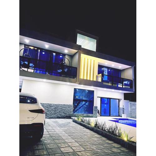 Villa en Pedernales Residencial SFA