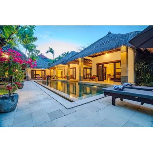 Villa Evelyne, Luxury Villa, Fully Staffed, Central Seminyak