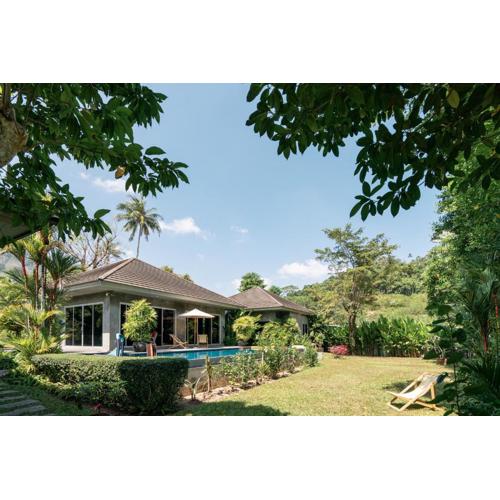 VILLA FLORA - North Phuket, Naiyang Beach area