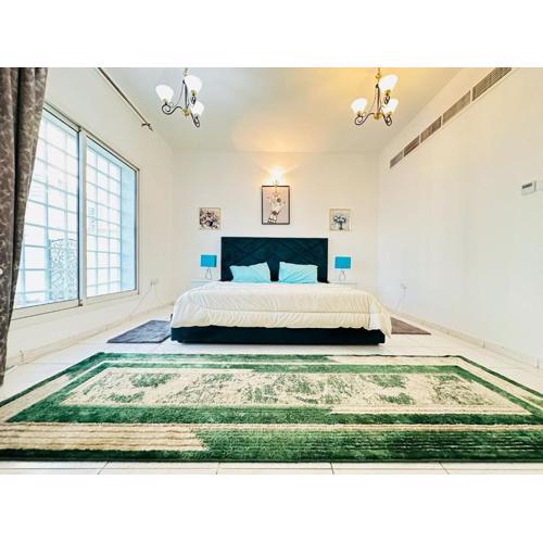 Villa Fully Furnished Luxury Private Master Room Ensuite Huge Space Deluxe
