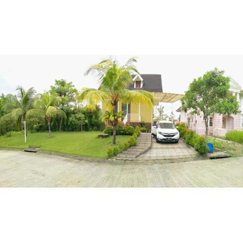 Villa Gathering Yuni Syahla