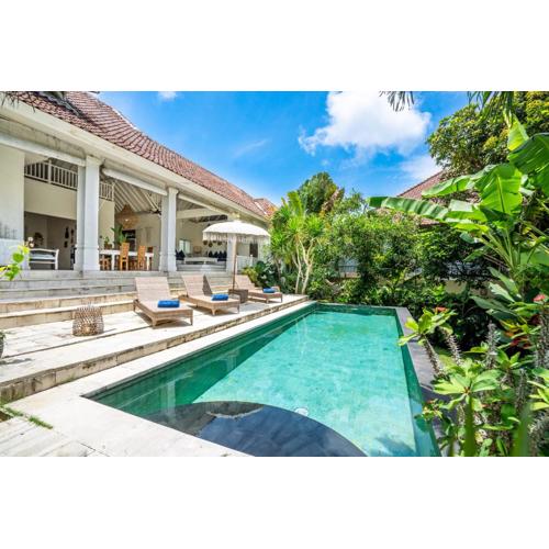 Villa Hally Bali - Spacious 3bdrs ocean view