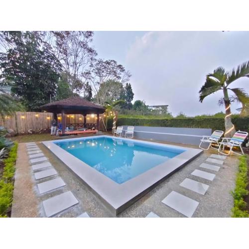 Villa Hasha puncak resort private pool