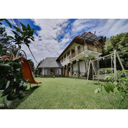 Villa Istana Bunga - The Green Villa 4 Bedroom